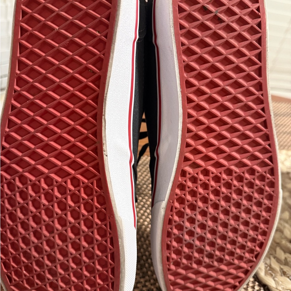 Vans Black and Red Men's Sneakers - Picture 6 of 6